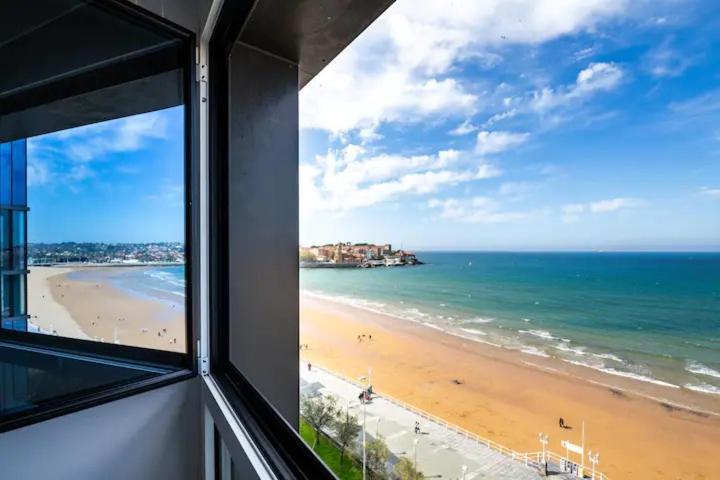 Apartamento Ezcurdia 22 Playa De San Lorenzo Primera Linea Gijón Eksteriør billede